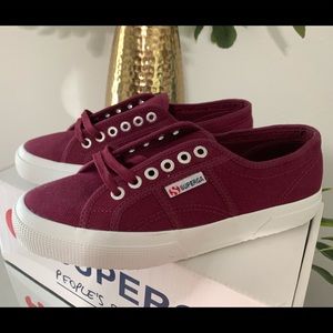 NWB! Superga 2750 Cotu Classic Sneakers Bordeaux